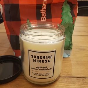 Bath and Body Works candle